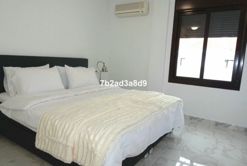 R5247775-Apartment-For-Sale-Nueva-Andalucia-Middle-Floor-Apartment-3-Beds-130-Built-5