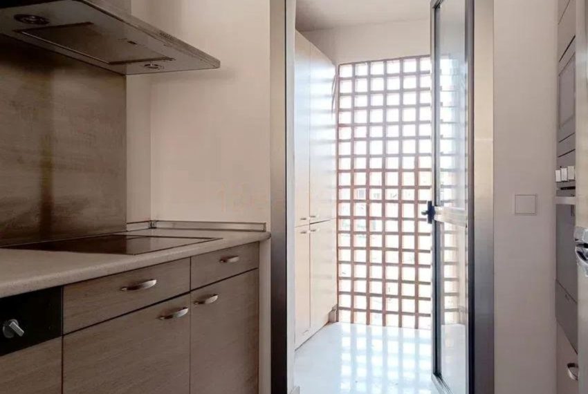 R5247895-Apartment-For-Sale-Bel-Air-Penthouse-2-Beds-115-Built-3