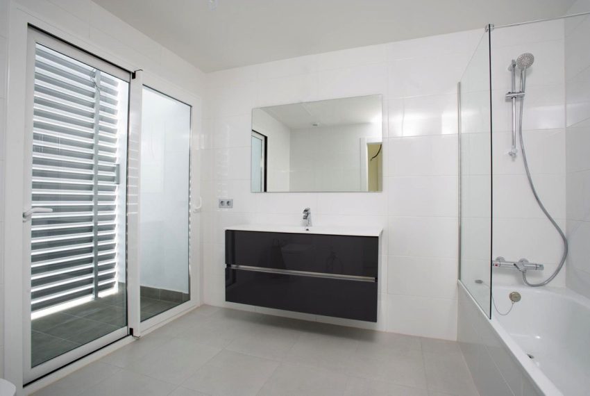 R5247913-Apartment-For-Sale-Nueva-Andalucia-Middle-Floor-Apartment-2-Beds-88-Built-7