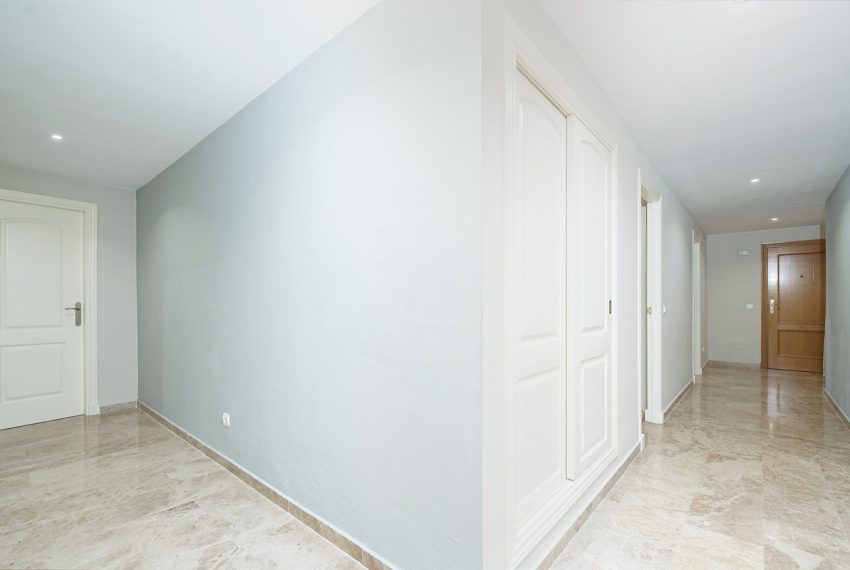 R5248057-Apartment-For-Sale-San-Pedro-de-Alcantara-Middle-Floor-Apartment-3-Beds-180-Built-16