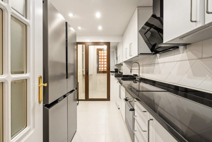 R5249374-Apartment-For-Sale-Los-Arqueros-Middle-Floor-Apartment-3-Beds-237-Built-10