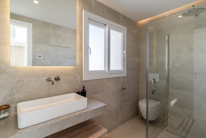 R5250397-Apartment-For-Sale-Benahavis-Penthouse-Duplex-3-Beds-200-Built-18