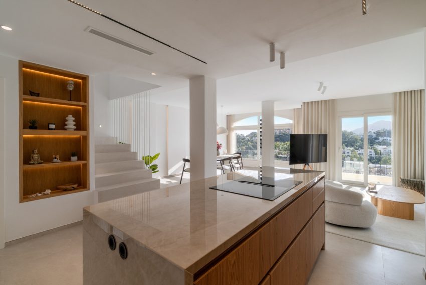 R5250397-Apartment-For-Sale-Benahavis-Penthouse-Duplex-3-Beds-200-Built-5