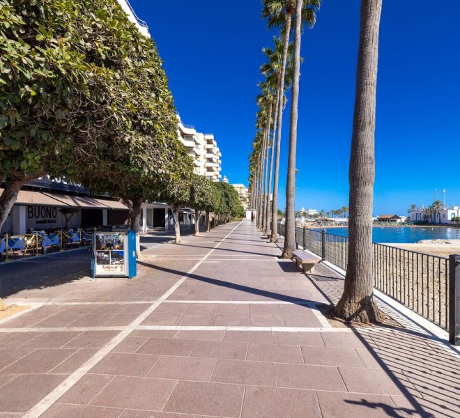 R5250493-Image 1-Middle Floor Apartment - 1 Beds - 60 Built