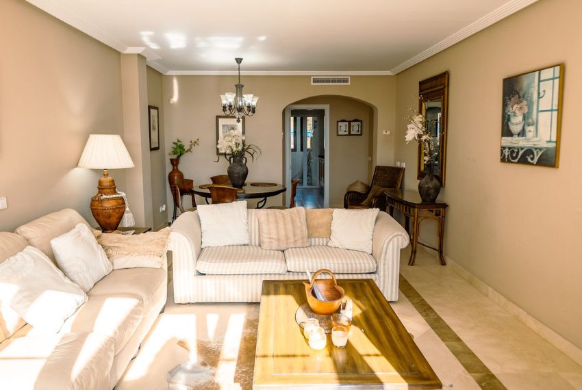 R5250577-Apartment-For-Sale-Los-Arqueros-Penthouse-2-Beds-99-Built-3