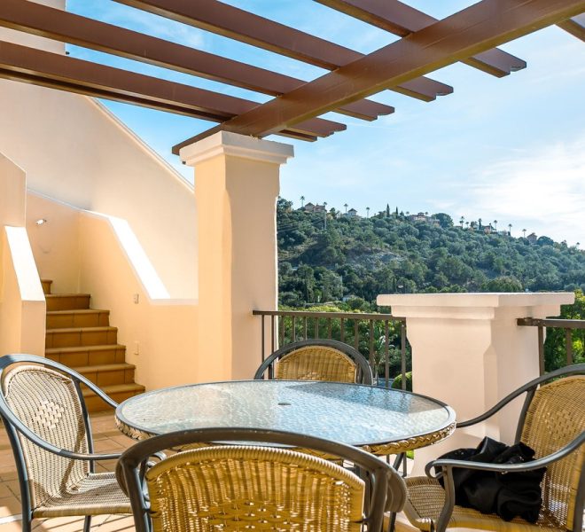 R5250577-Image 1-Penthouse - 2 Beds - 99 Built