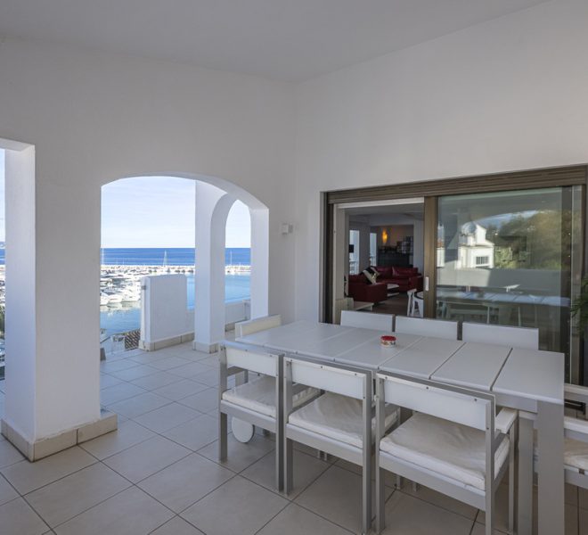 R5250904-Image 1-Penthouse - 3 Beds - 165 Built