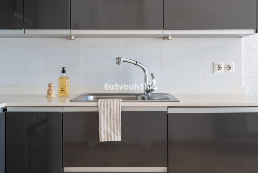 R5251003-Apartment-For-Sale-Marbella-Middle-Floor-Studio-0-Beds-35-Built-18