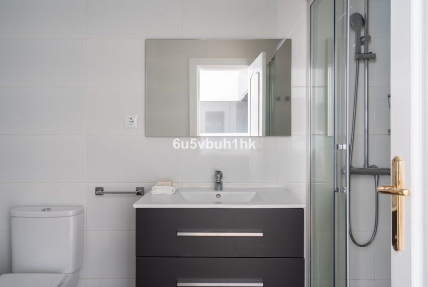 R5251003-Apartment-For-Sale-Marbella-Middle-Floor-Studio-0-Beds-35-Built-19