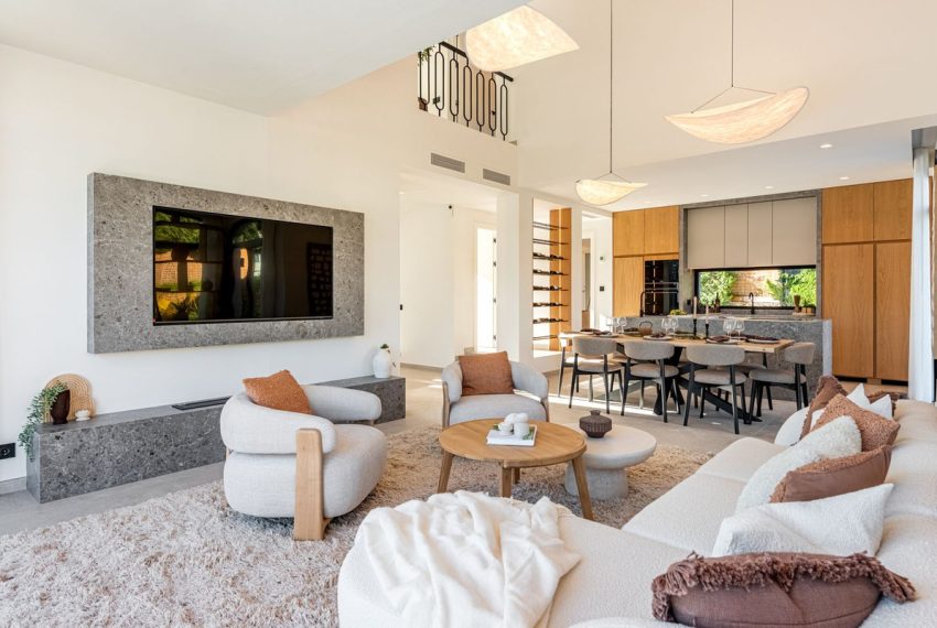 R5251444-House-For-Sale-Nueva-Andalucia-Detached-Villa-4-Beds-300-Built-13