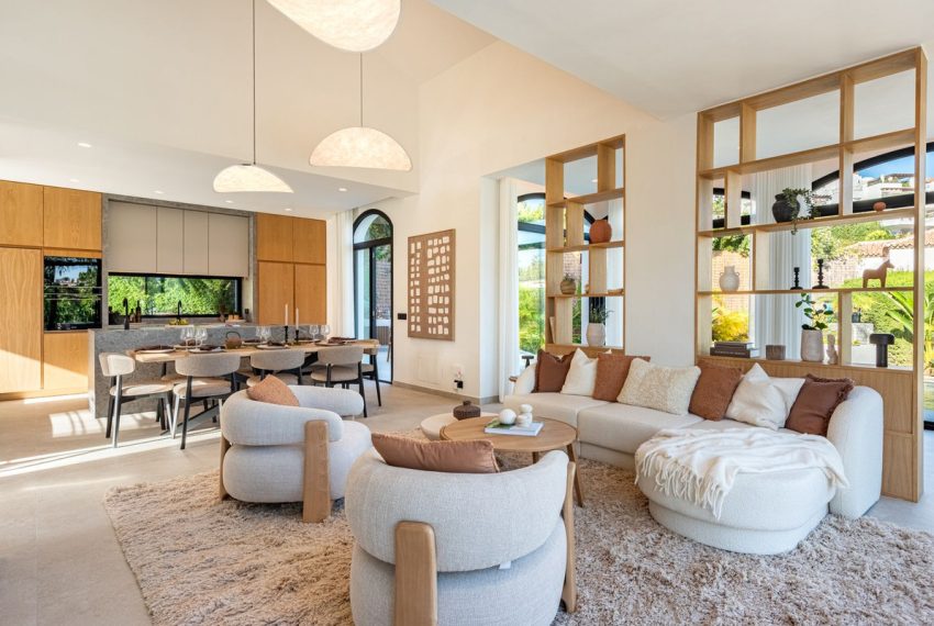 R5251444-House-For-Sale-Nueva-Andalucia-Detached-Villa-4-Beds-300-Built-14