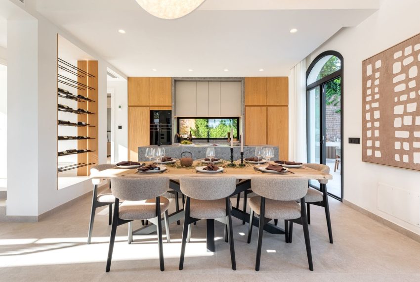 R5251444-House-For-Sale-Nueva-Andalucia-Detached-Villa-4-Beds-300-Built-16