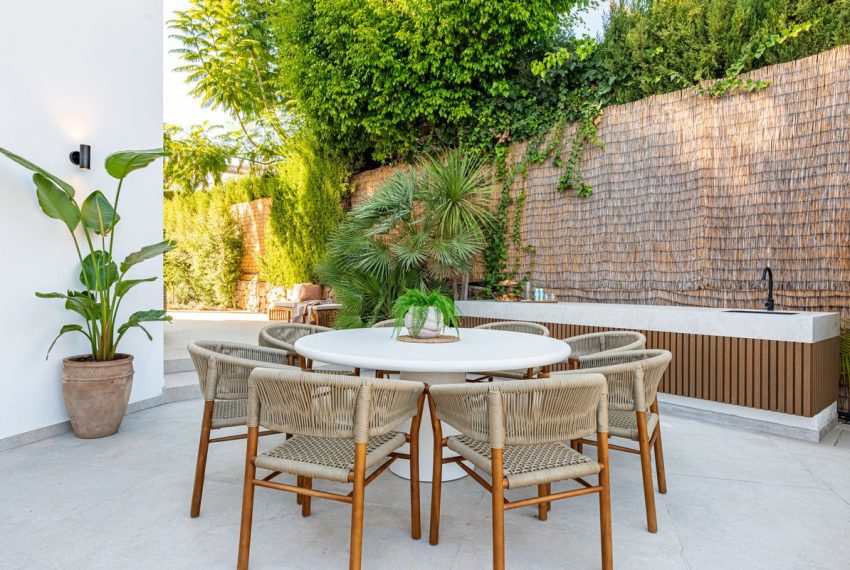 R5251444-House-For-Sale-Nueva-Andalucia-Detached-Villa-4-Beds-300-Built-4