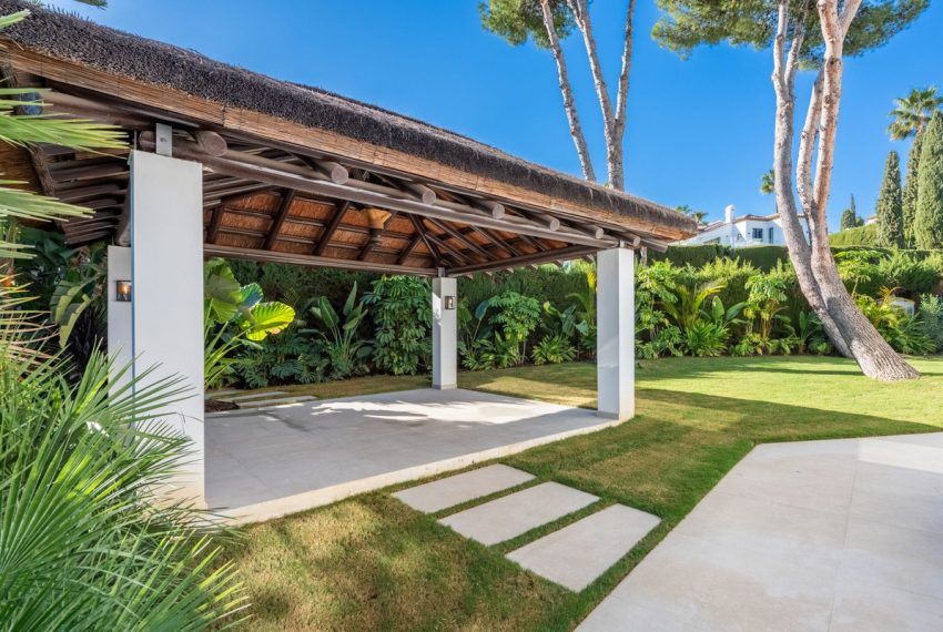 R5251444-House-For-Sale-Nueva-Andalucia-Detached-Villa-4-Beds-300-Built-6