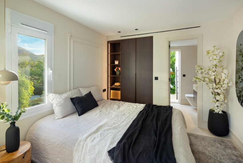 R5251546-Apartment-For-Sale-The-Golden-Mile-Penthouse-4-Beds-420-Built-11