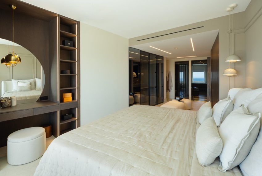 R5251546-Apartment-For-Sale-The-Golden-Mile-Penthouse-4-Beds-420-Built-14