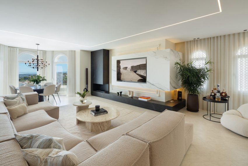 R5251546-Apartment-For-Sale-The-Golden-Mile-Penthouse-4-Beds-420-Built-2