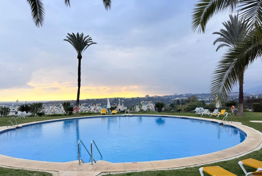 R5251882-Apartment-For-Sale-The-Golden-Mile-Ground-Floor-Apartment-1-Beds-110-Built-1