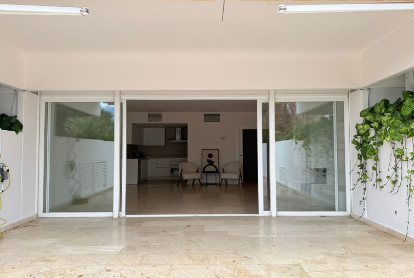 R5251882-Apartment-For-Sale-The-Golden-Mile-Ground-Floor-Apartment-1-Beds-110-Built-12