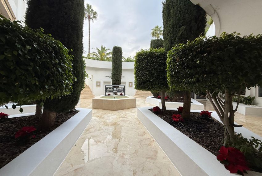 R5251882-Apartment-For-Sale-The-Golden-Mile-Ground-Floor-Apartment-1-Beds-110-Built-17