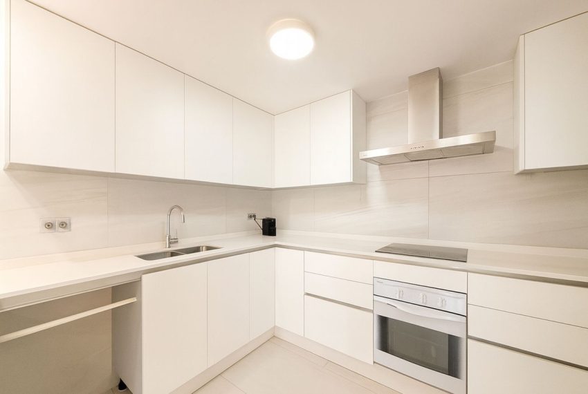 R5251882-Apartment-For-Sale-The-Golden-Mile-Ground-Floor-Apartment-1-Beds-110-Built-4