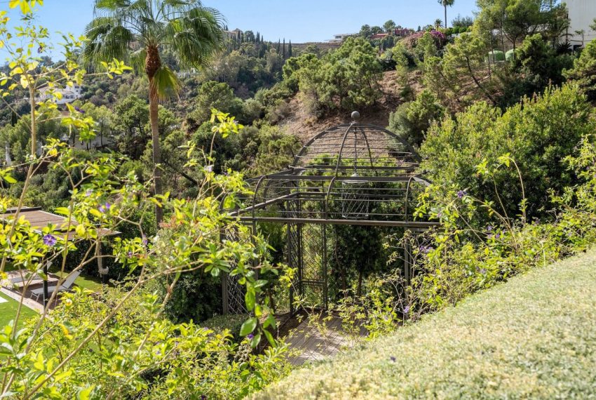 R5252197-House-For-Sale-El-Madronal-Detached-Villa-6-Beds-458-Built-5