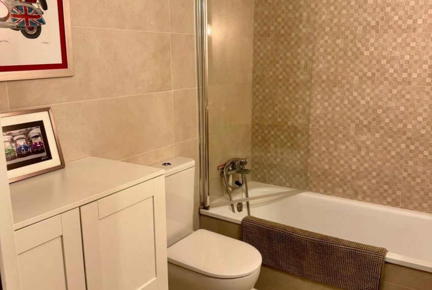 R5252323-Apartment-For-Sale-Nueva-Andalucia-Middle-Floor-Apartment-3-Beds-120-Built-14