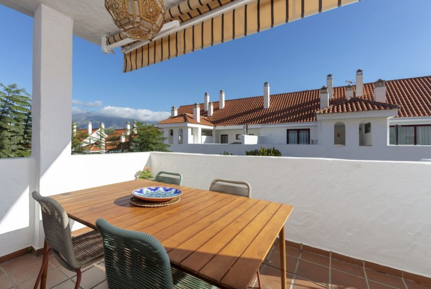 R5252437-Apartment-For-Sale-Nueva-Andalucia-Middle-Floor-Apartment-3-Beds-123-Built