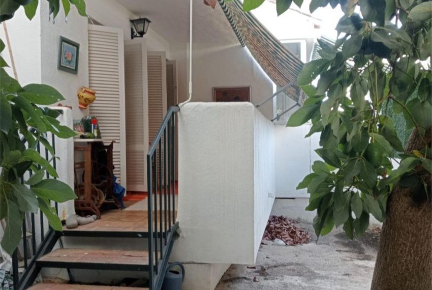 R5252578-Apartment-For-Sale-Nueva-Andalucia-Ground-Floor-Apartment-3-Beds-76-Built-2