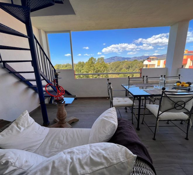 R5252605-Image 1-Penthouse - 2 Beds - 170 Built