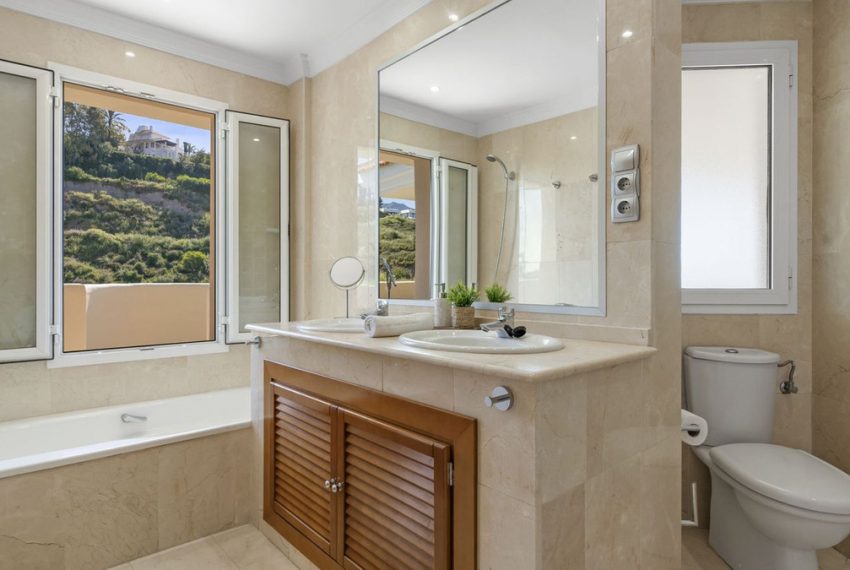 R5252881-Apartment-For-Sale-Nueva-Andalucia-Middle-Floor-Apartment-2-Beds-124-Built-10