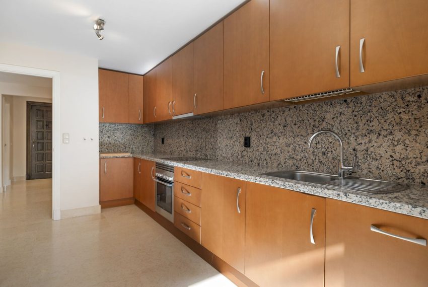 R5252983-Apartment-For-Sale-Benahavis-Ground-Floor-Apartment-2-Beds-130-Built-9