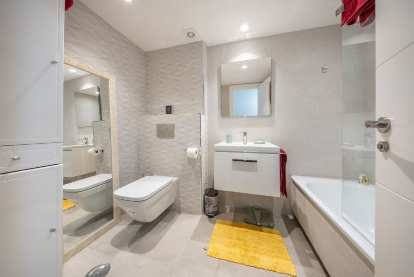 R5253226-Apartment-For-Sale-Nueva-Andalucia-Ground-Floor-Apartment-2-Beds-92-Built-11