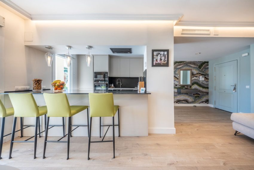 R5253226-Apartment-For-Sale-Nueva-Andalucia-Ground-Floor-Apartment-2-Beds-92-Built-7