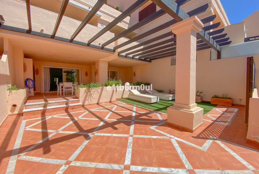 R5253589-Apartment-For-Sale-Nueva-Andalucia-Ground-Floor-Apartment-2-Beds-256-Built