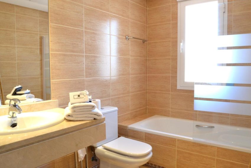 R5253607-Apartment-For-Sale-Nueva-Andalucia-Penthouse-2-Beds-80-Built-14