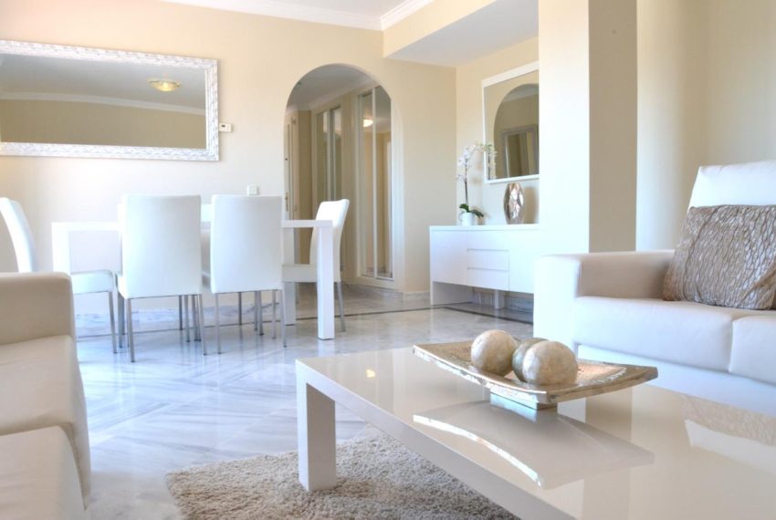 R5253607-Apartment-For-Sale-Nueva-Andalucia-Penthouse-2-Beds-80-Built-3