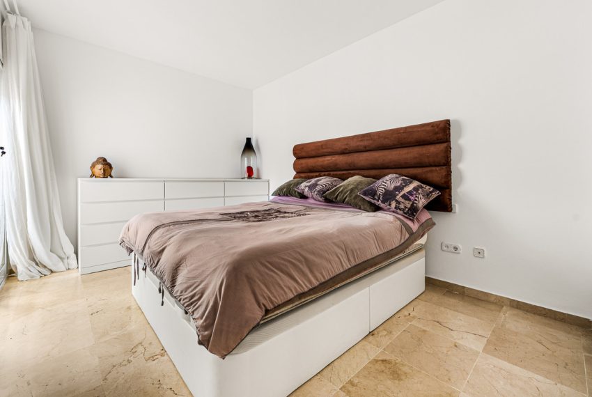 R5253643-Apartment-For-Sale-Nueva-Andalucia-Middle-Floor-Apartment-2-Beds-100-Built-11