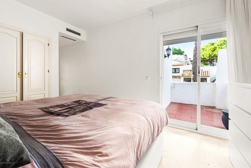 R5253643-Apartment-For-Sale-Nueva-Andalucia-Middle-Floor-Apartment-2-Beds-100-Built-4