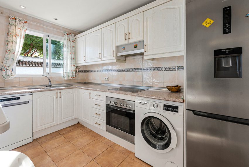 R5253643-Apartment-For-Sale-Nueva-Andalucia-Middle-Floor-Apartment-2-Beds-100-Built-9