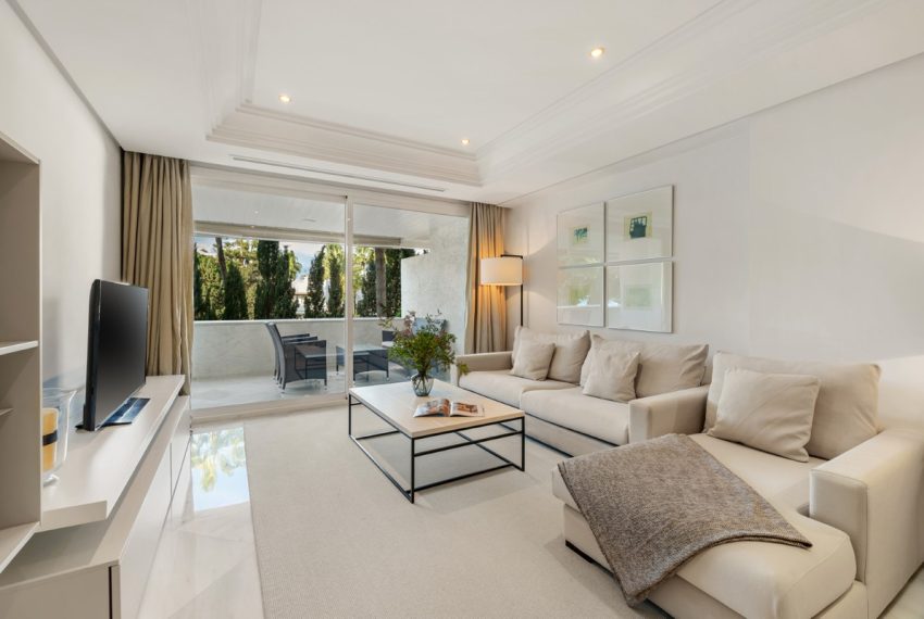 R5253766-Apartment-For-Sale-Nagueles-Middle-Floor-Apartment-2-Beds-127-Built-9