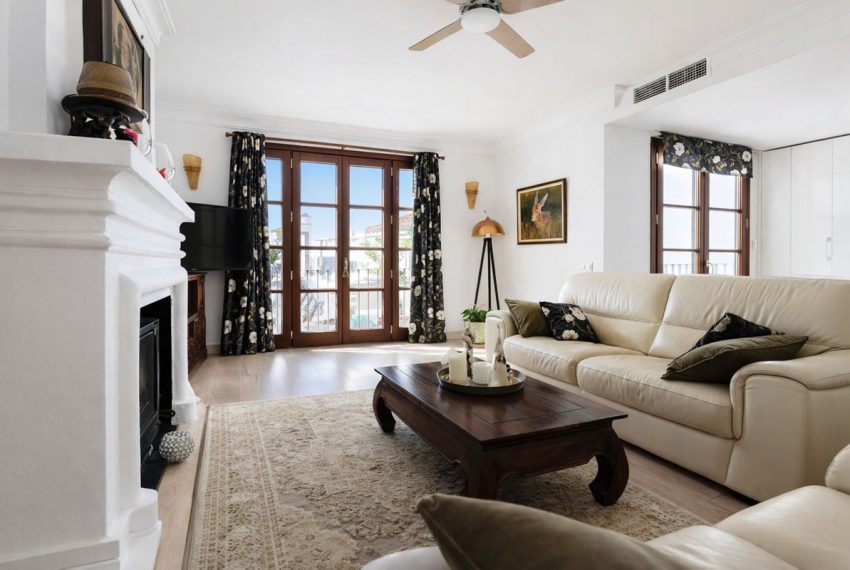 R5253883-House-For-Sale-La-Heredia-Townhouse-3-Beds-198-Built-1