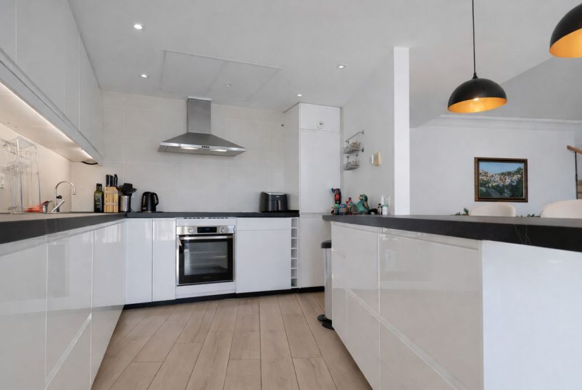 R5253883-House-For-Sale-La-Heredia-Townhouse-3-Beds-198-Built-3