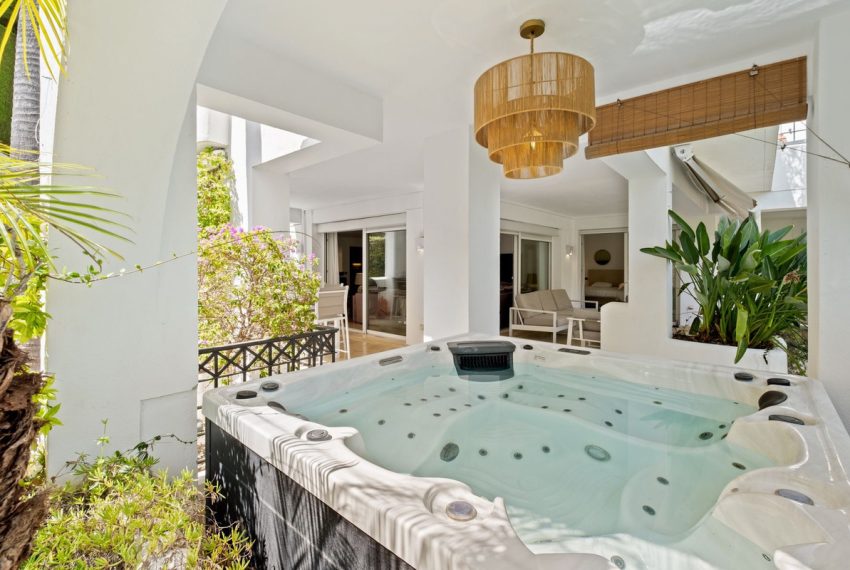 R5255686-Apartment-For-Sale-Marbella-Ground-Floor-Apartment-2-Beds-245-Built-4