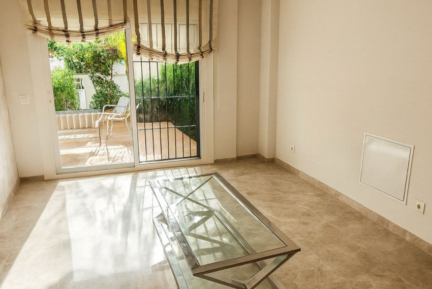 R5255743-Apartment-For-Sale-Nueva-Andalucia-Ground-Floor-Apartment-2-Beds-109-Built-18