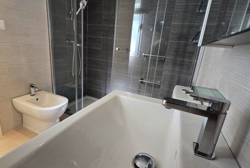 R5255743-Apartment-For-Sale-Nueva-Andalucia-Ground-Floor-Apartment-2-Beds-109-Built-7