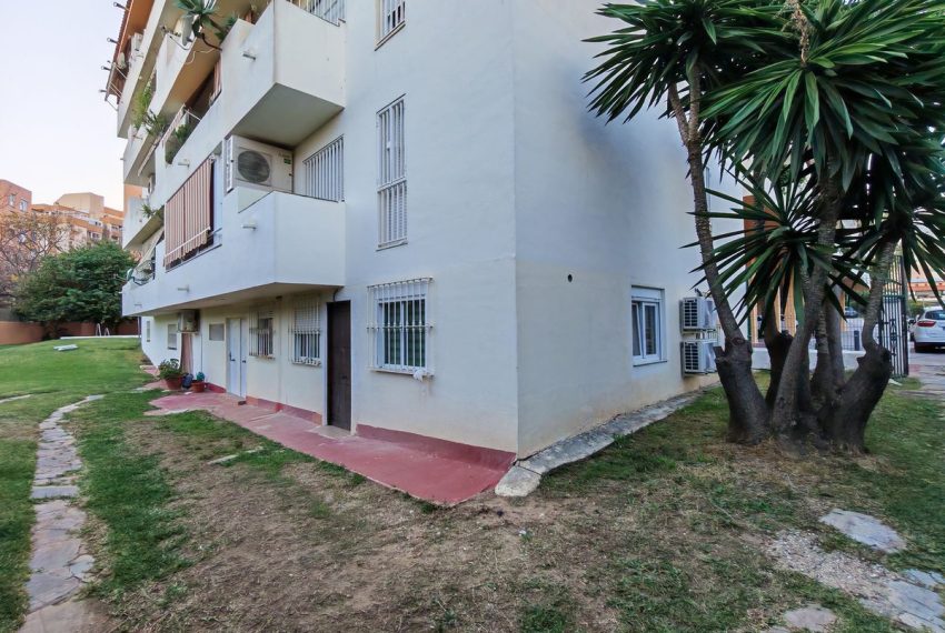 R5256028-Apartment-For-Sale-Marbella-Ground-Floor-Apartment-5-Beds-123-Built-8