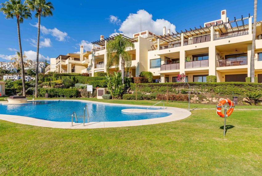R5256340-Apartment-For-Sale-Los-Arqueros-Penthouse-Duplex-4-Beds-200-Built-1