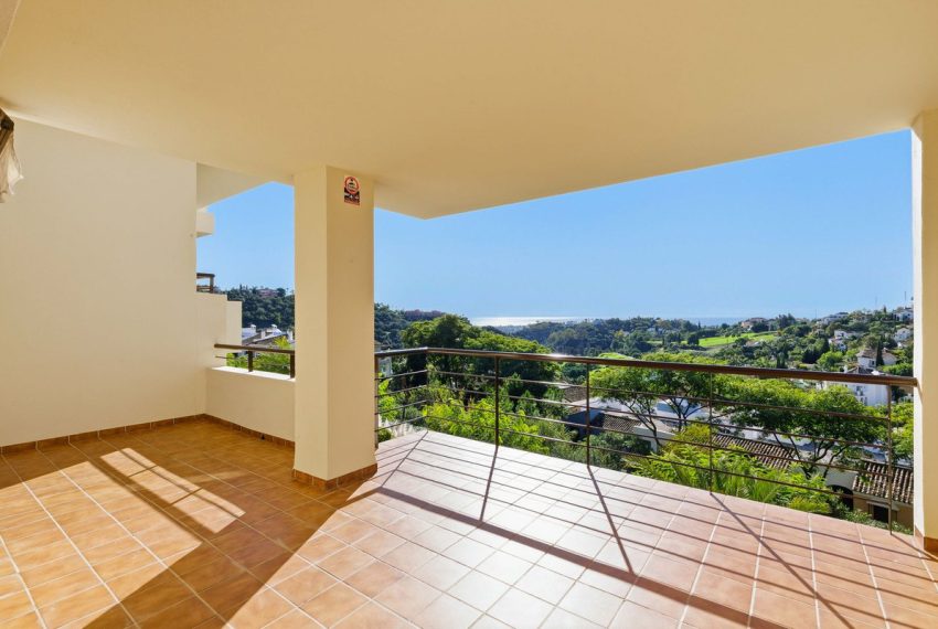 R5256340-Apartment-For-Sale-Los-Arqueros-Penthouse-Duplex-4-Beds-200-Built-14