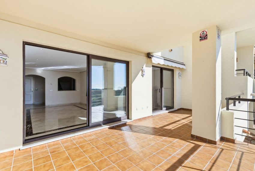 R5256340-Apartment-For-Sale-Los-Arqueros-Penthouse-Duplex-4-Beds-200-Built-15